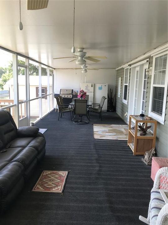 На продажу: $268,000 (3 спален, 2 ванн, 1296 Квадратных фут)