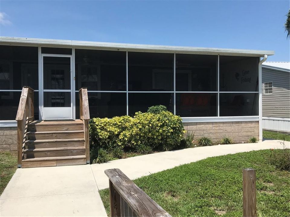 На продажу: $268,000 (3 спален, 2 ванн, 1296 Квадратных фут)