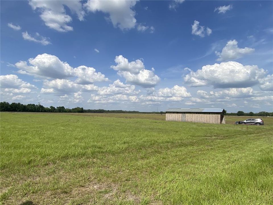 待售: $440,000 (20.00 acres)