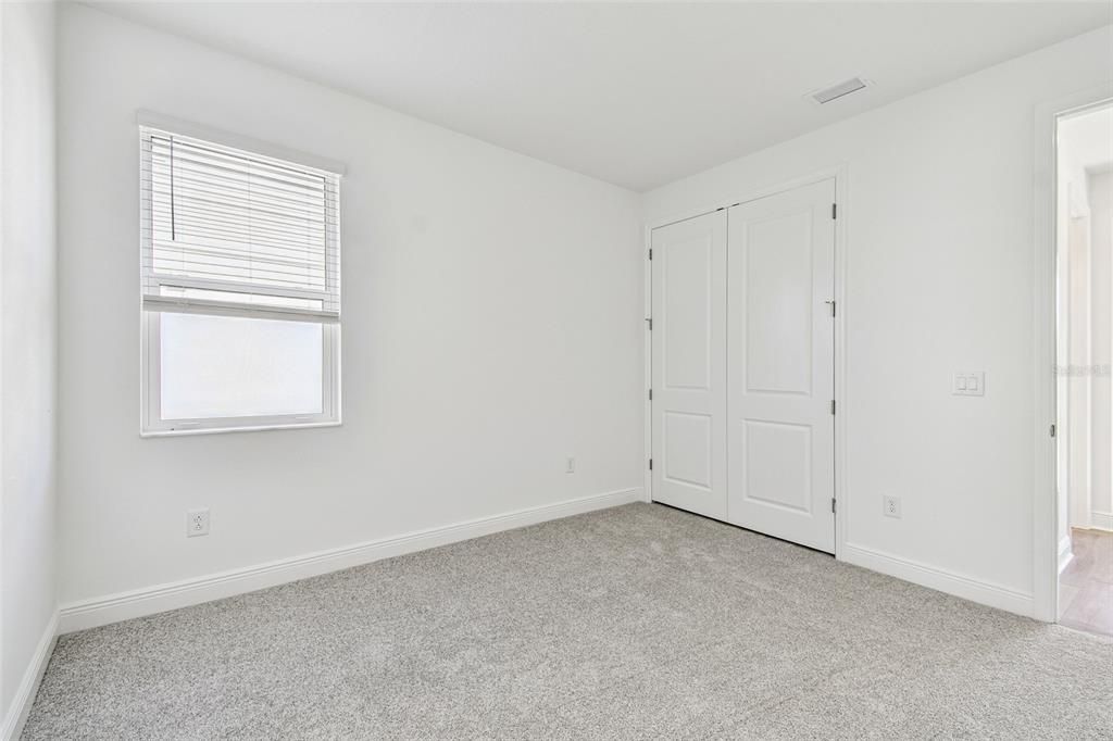 Activo con contrato: $899,999 (4 camas, 3 baños, 3539 Pies cuadrados)