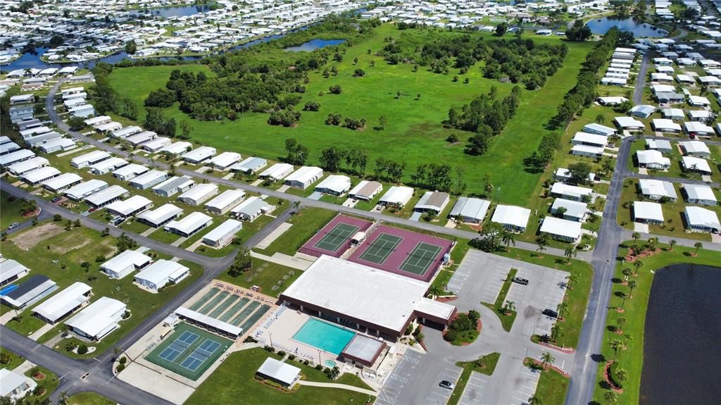 Activo con contrato: $139,000 (2 camas, 2 baños, 1312 Pies cuadrados)