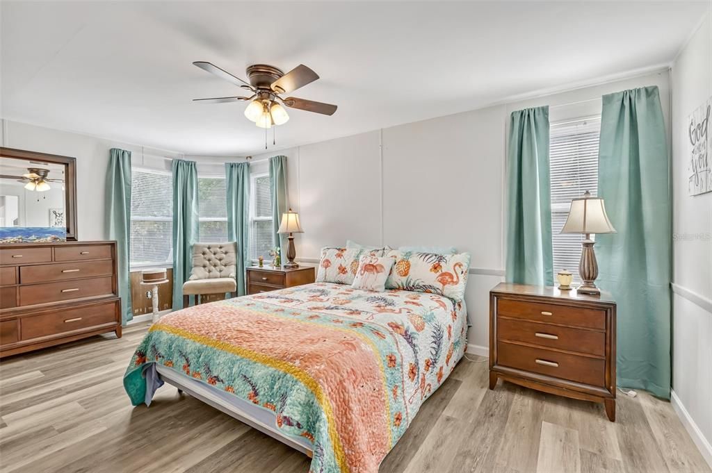 Activo con contrato: $139,000 (2 camas, 2 baños, 1312 Pies cuadrados)