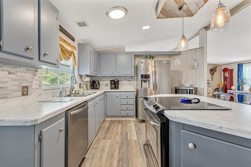 Activo con contrato: $139,000 (2 camas, 2 baños, 1312 Pies cuadrados)