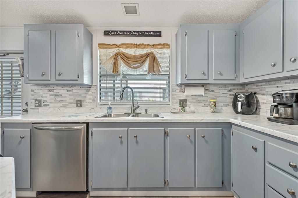 Activo con contrato: $139,000 (2 camas, 2 baños, 1312 Pies cuadrados)