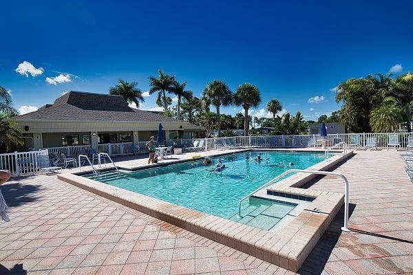 Activo con contrato: $139,000 (2 camas, 2 baños, 1312 Pies cuadrados)