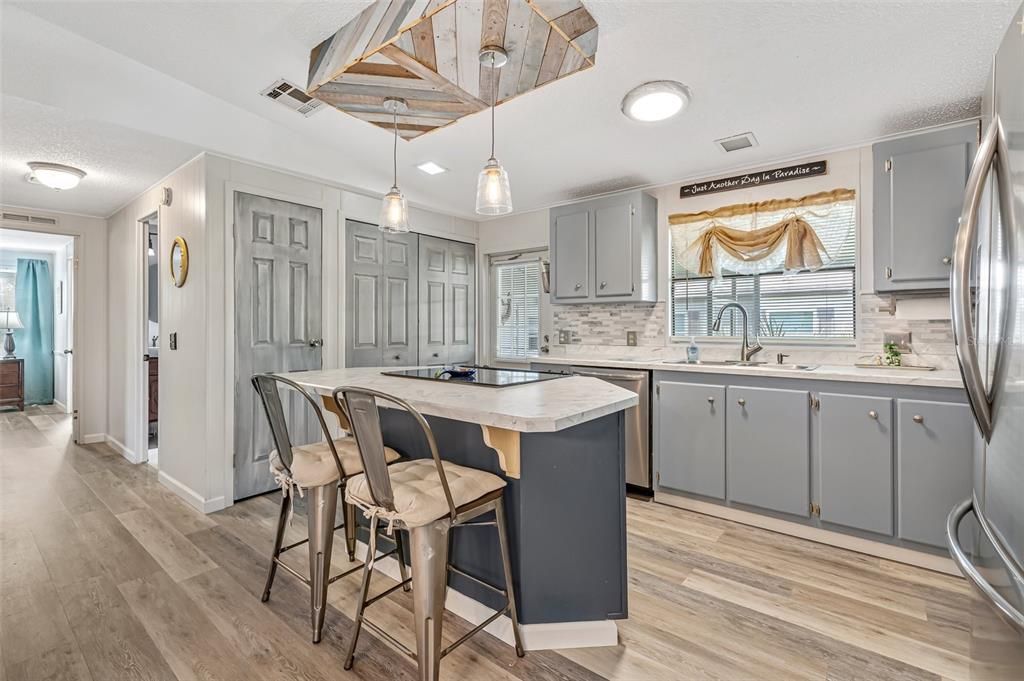 Activo con contrato: $139,000 (2 camas, 2 baños, 1312 Pies cuadrados)