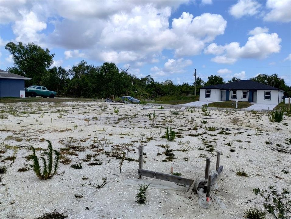 На продажу: $55,000 (0.23 acres)