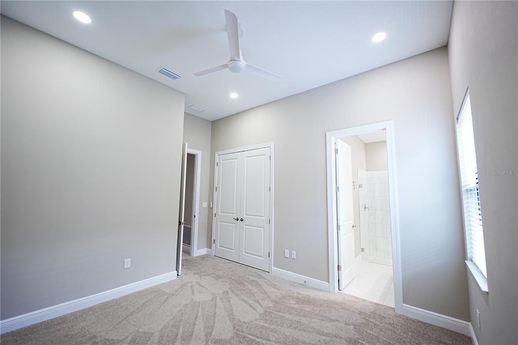 En Renta: $5,000 (3 camas, 3 baños, 3019 Pies cuadrados)