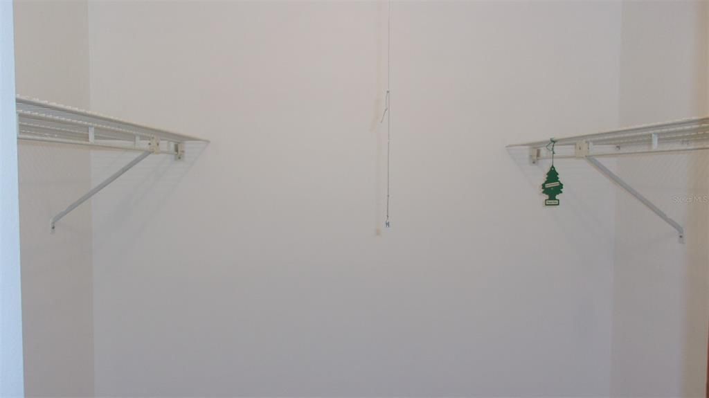 待售: $134,900 (2 贝兹, 2 浴室, 912 平方英尺)