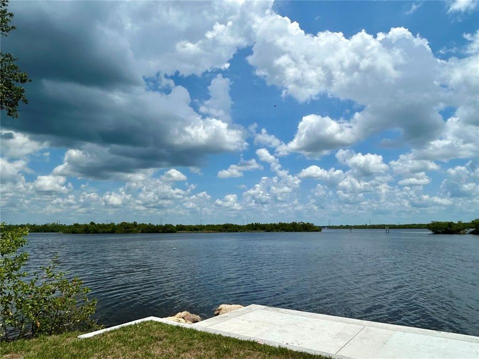 En Venta: $70,000 (0.23 acres)
