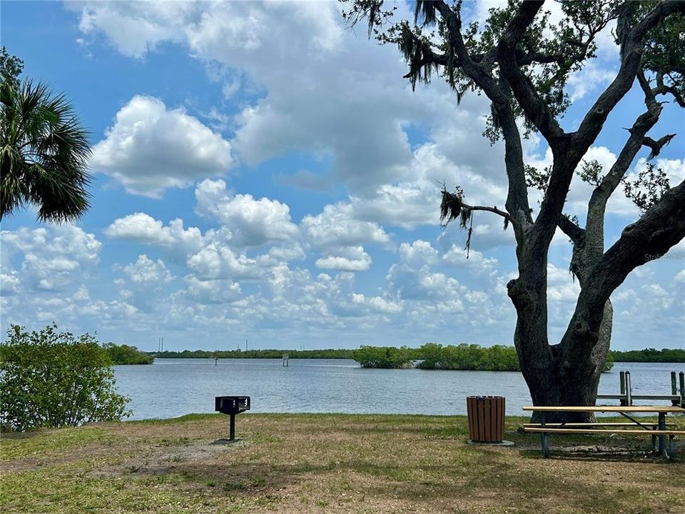 En Venta: $70,000 (0.23 acres)