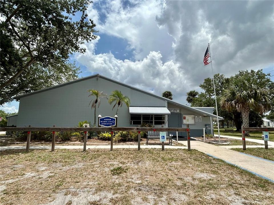 En Venta: $70,000 (0.23 acres)
