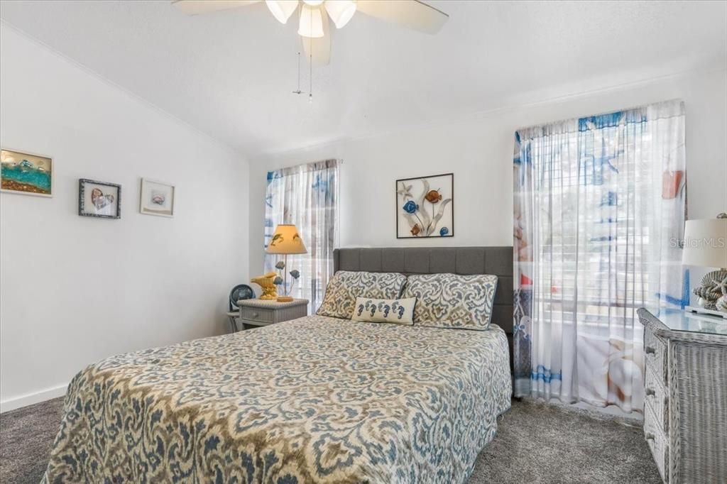 En Venta: $449,000 (5 camas, 3 baños, 1672 Pies cuadrados)