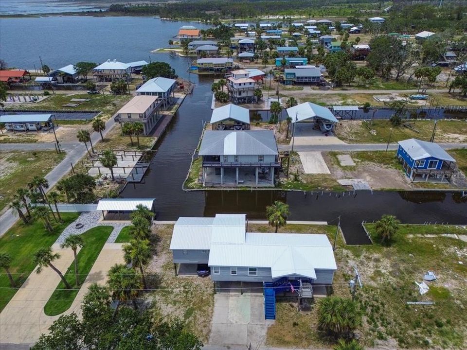 En Venta: $449,000 (5 camas, 3 baños, 1672 Pies cuadrados)