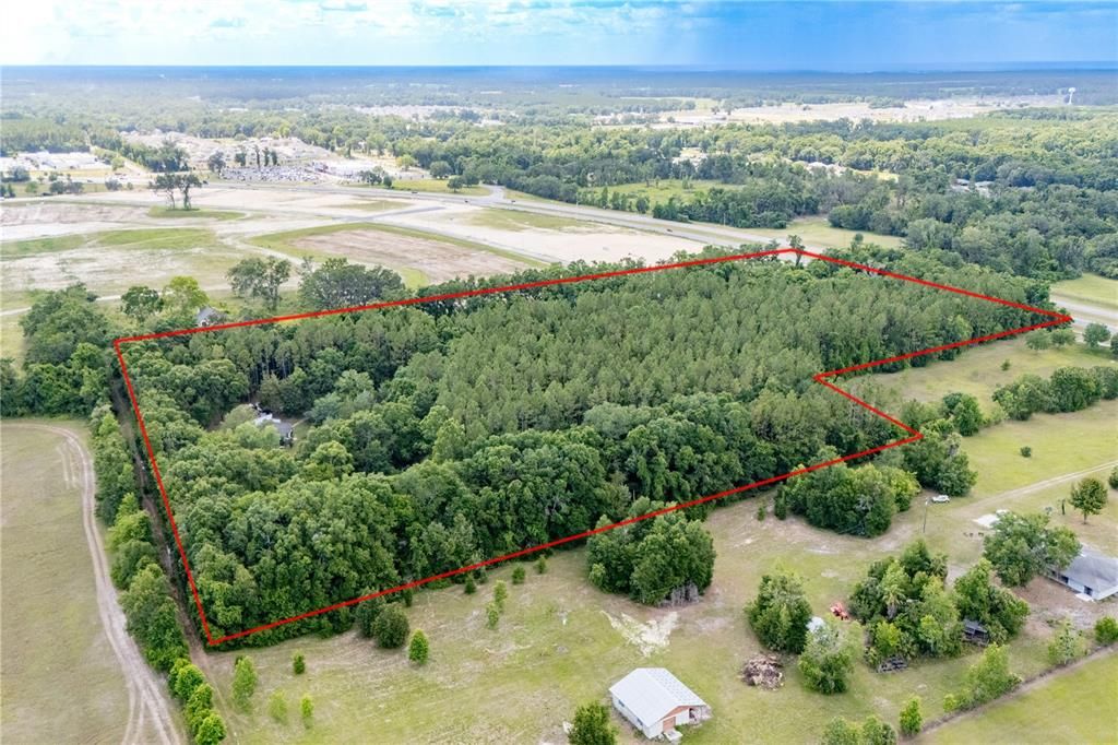 En Venta: $4,500,000 (16.88 acres)