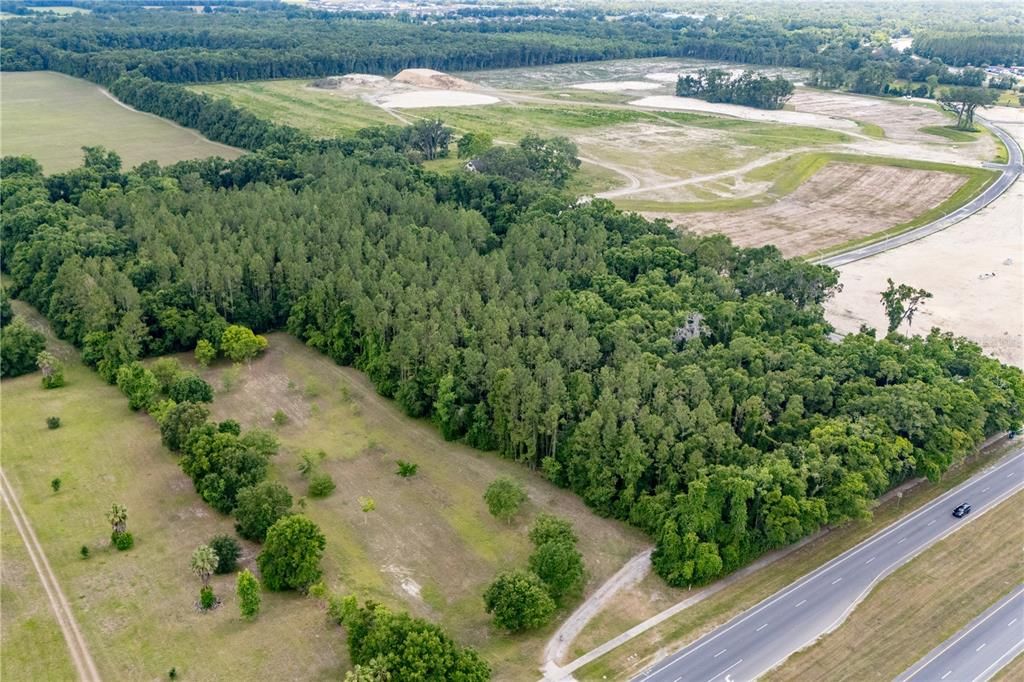 En Venta: $4,500,000 (16.88 acres)