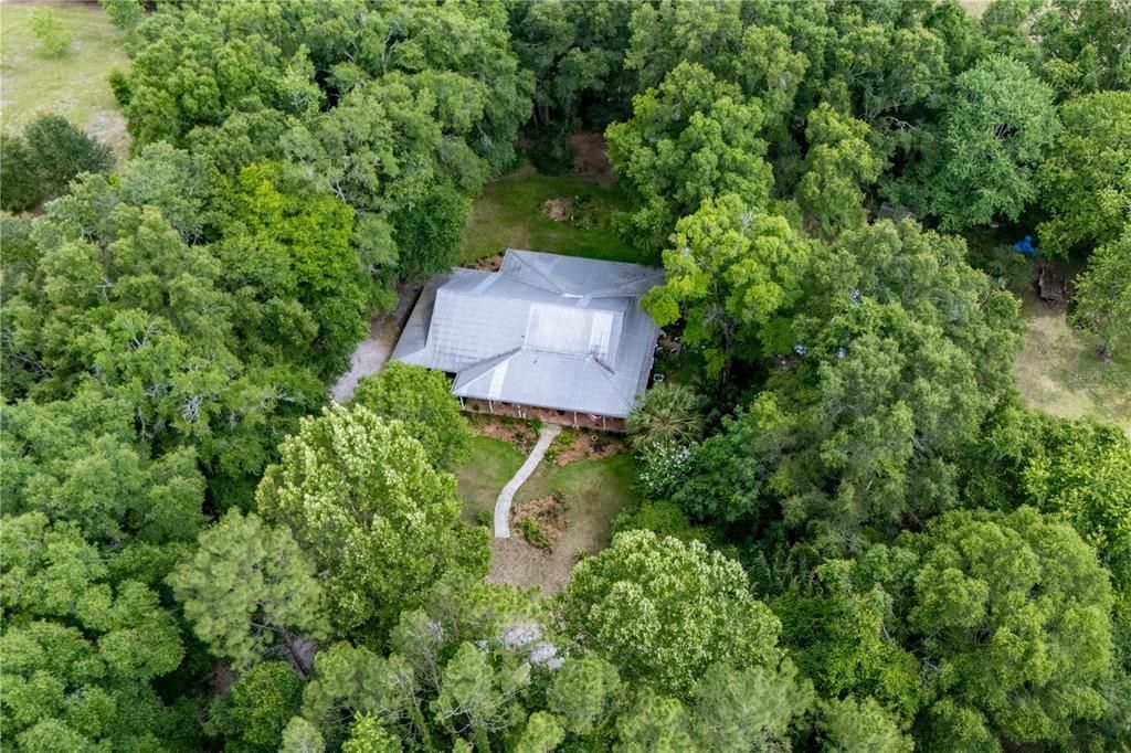 En Venta: $4,500,000 (16.88 acres)