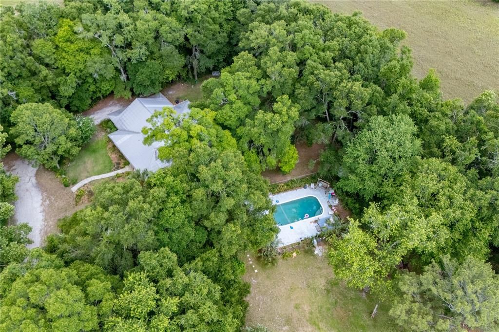 En Venta: $4,500,000 (16.88 acres)