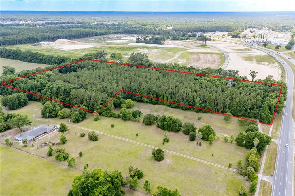 En Venta: $4,500,000 (16.88 acres)