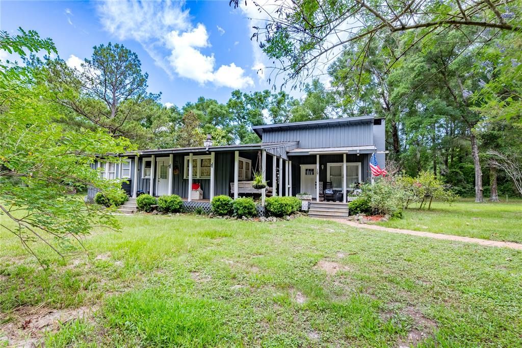 En Venta: $4,500,000 (16.88 acres)