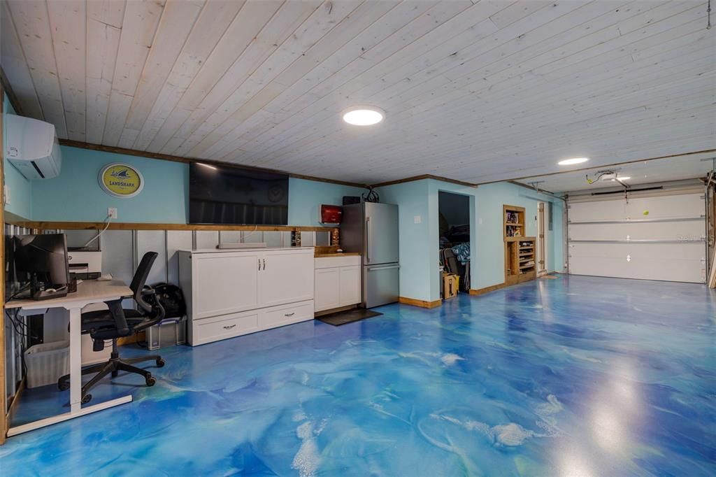 For Sale: $699,000 (2 beds, 2 baths, 1676 Square Feet)