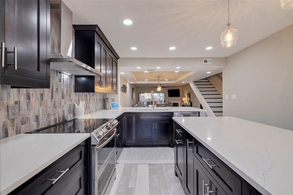 For Sale: $699,000 (2 beds, 2 baths, 1676 Square Feet)