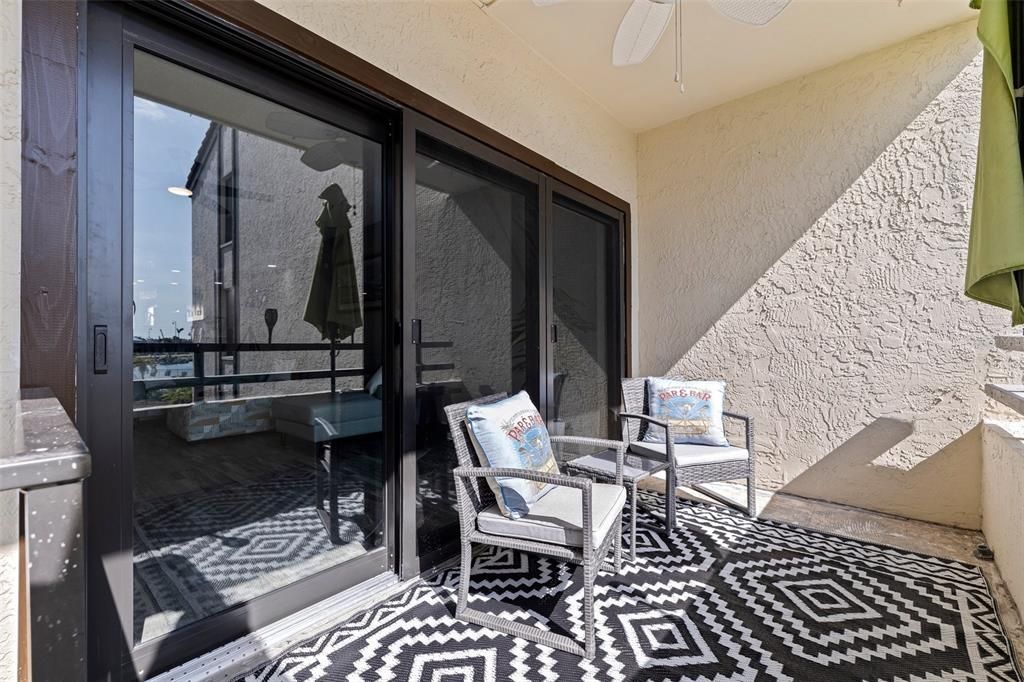 For Sale: $699,000 (2 beds, 2 baths, 1676 Square Feet)