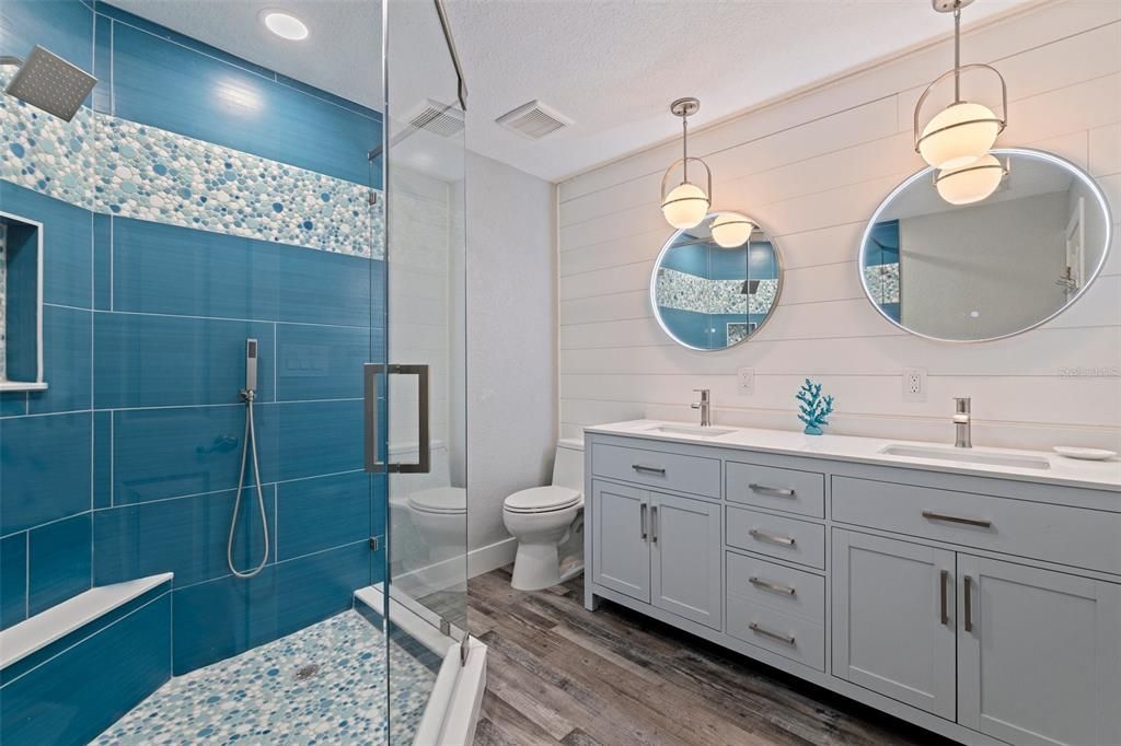 For Sale: $699,000 (2 beds, 2 baths, 1676 Square Feet)