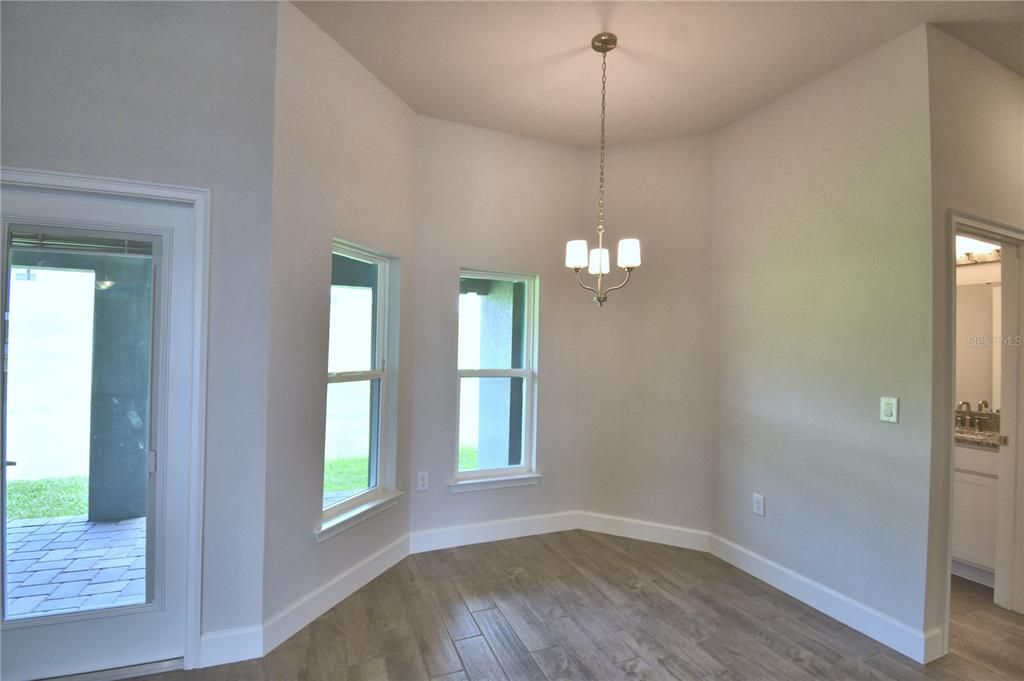 Active With Contract: $543,084 (4 beds, 3 baths, 2508 Square Feet)