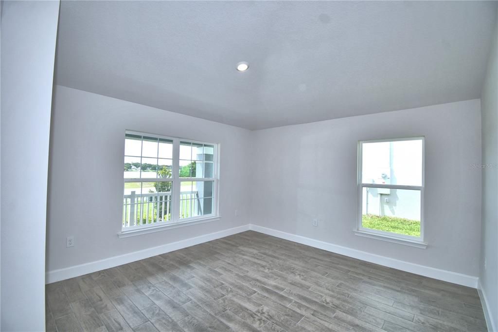 Active With Contract: $543,084 (4 beds, 3 baths, 2508 Square Feet)