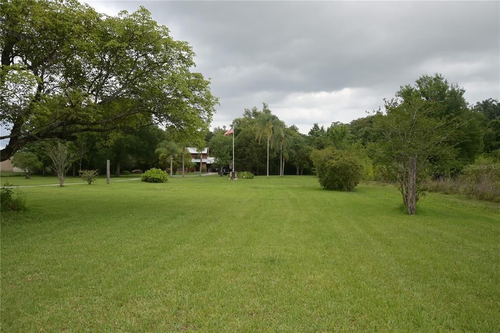 合同活跃: $775,000 (4 贝兹, 2 浴室, 1796 平方英尺)