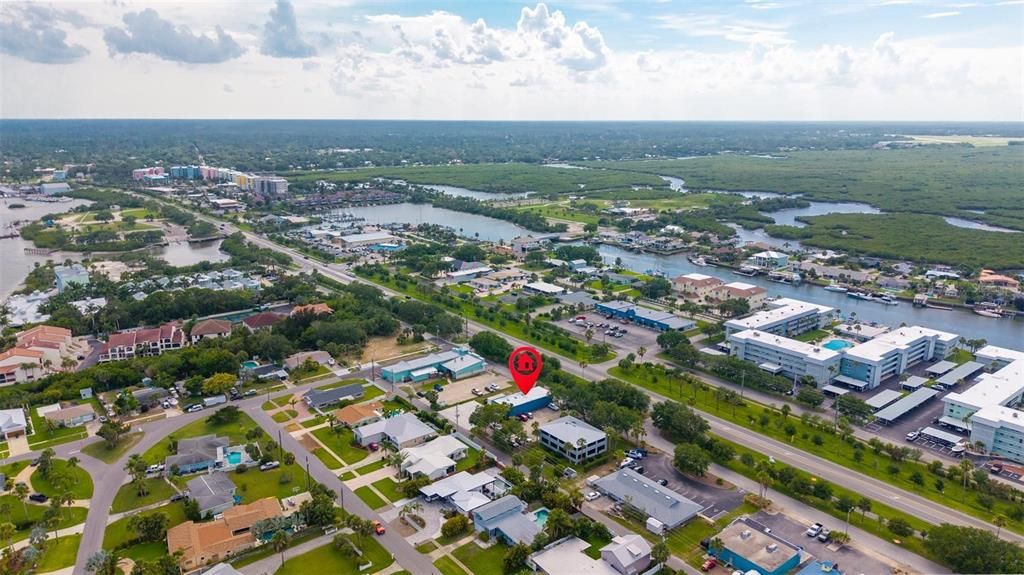 Под контрактом: $1,245,000 (0 спален, 0 ванн, 1051 Квадратных фут)