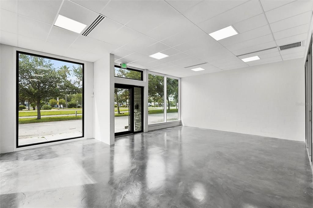 Под контрактом: $1,245,000 (0 спален, 0 ванн, 1051 Квадратных фут)