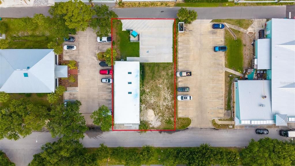 Под контрактом: $1,245,000 (0 спален, 0 ванн, 1051 Квадратных фут)