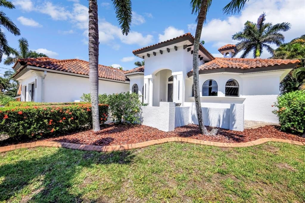 待售: $1,499,000 (4 贝兹, 3 浴室, 2670 平方英尺)