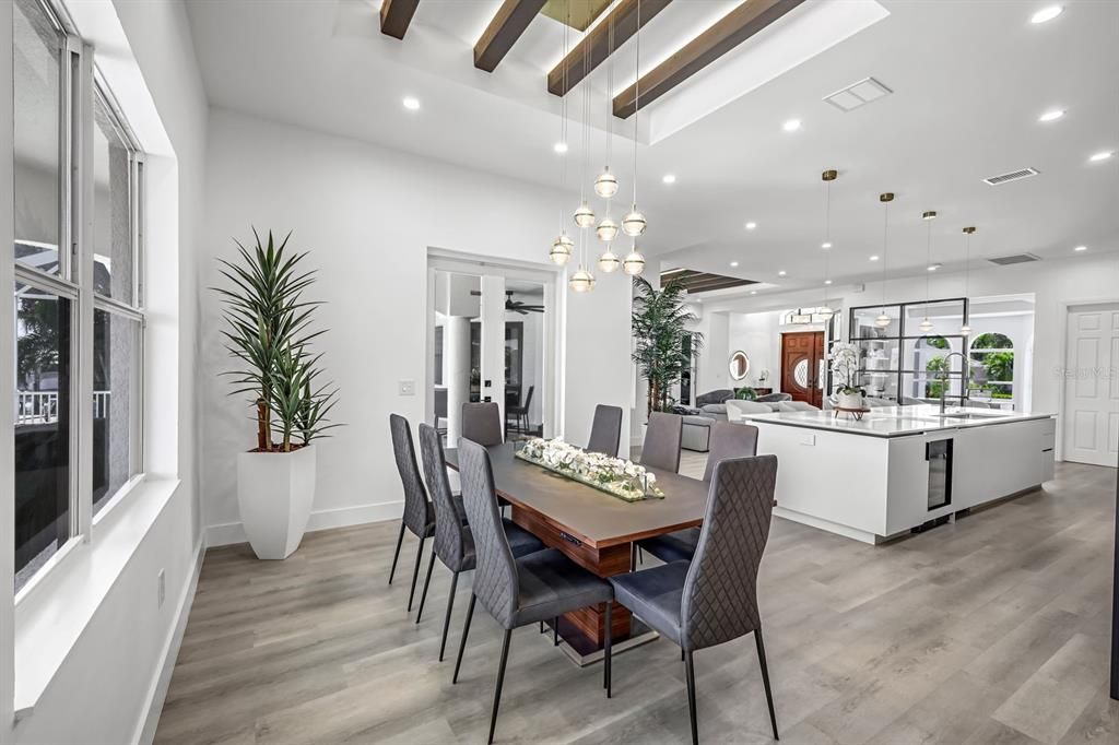 待售: $1,499,000 (4 贝兹, 3 浴室, 2670 平方英尺)