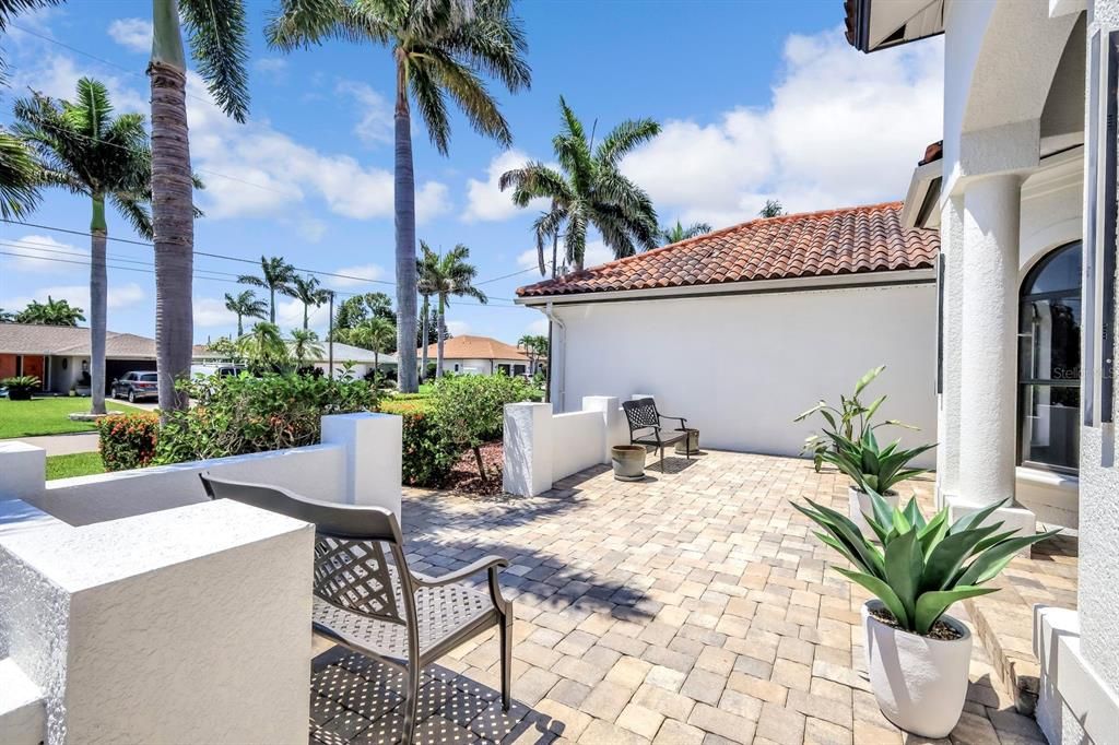 待售: $1,499,000 (4 贝兹, 3 浴室, 2670 平方英尺)