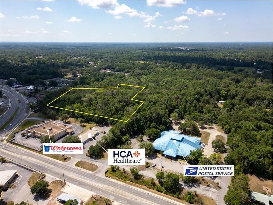 На продажу: $990,000 (10.24 acres)