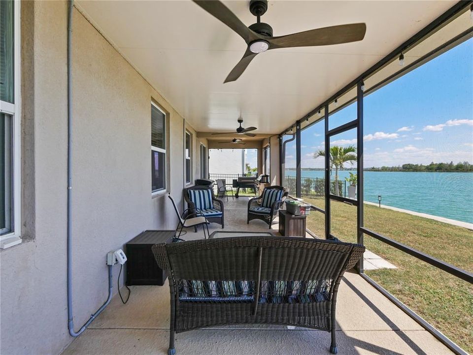 For Sale: $799,000 (5 beds, 3 baths, 2564 Square Feet)