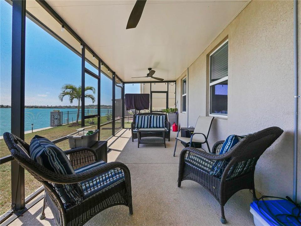 For Sale: $799,000 (5 beds, 3 baths, 2564 Square Feet)