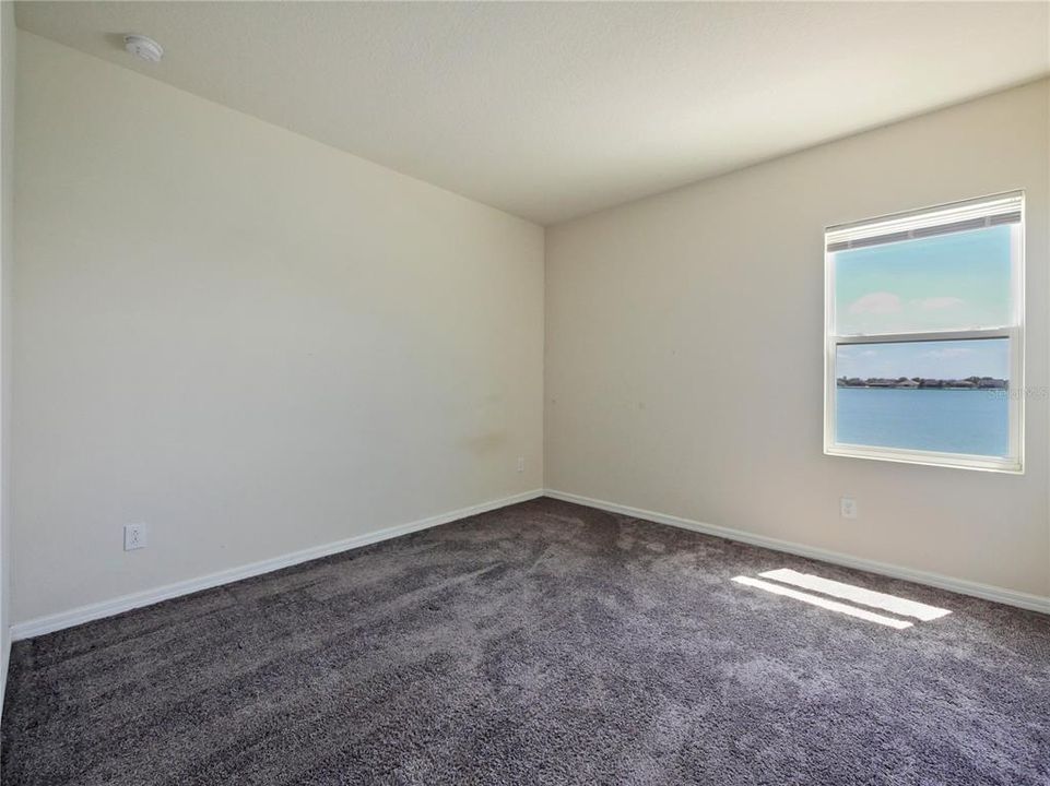 For Sale: $799,000 (5 beds, 3 baths, 2564 Square Feet)