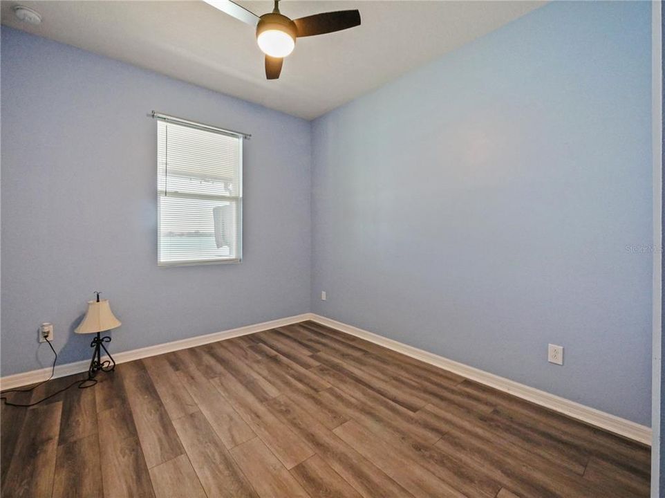 For Sale: $799,000 (5 beds, 3 baths, 2564 Square Feet)