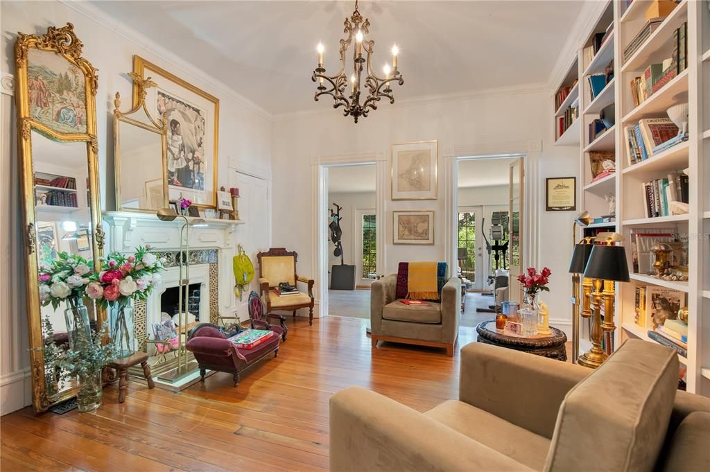 For Sale: $3,499,000 (6 beds, 5 baths, 6261 Square Feet)