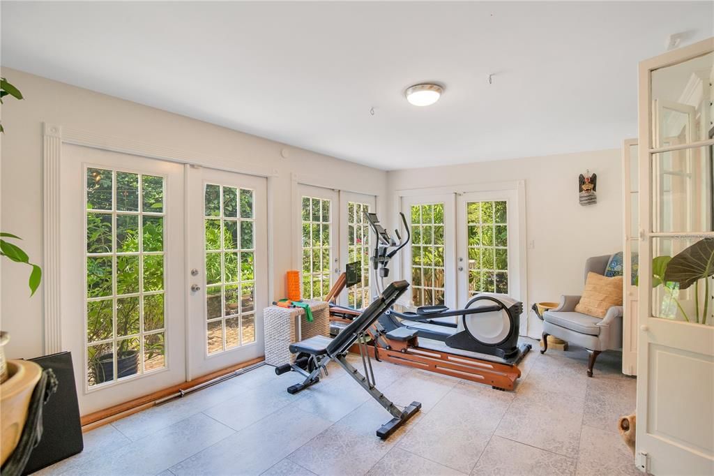 For Sale: $3,499,000 (6 beds, 5 baths, 6261 Square Feet)