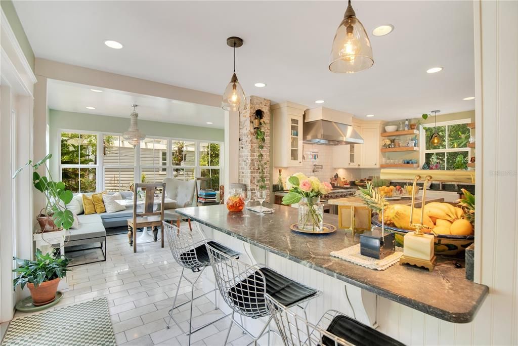 For Sale: $3,499,000 (6 beds, 5 baths, 6261 Square Feet)