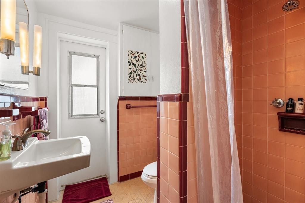 For Sale: $1,199,000 (3 beds, 2 baths, 1485 Square Feet)