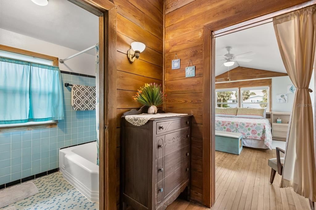 For Sale: $1,199,000 (3 beds, 2 baths, 1485 Square Feet)