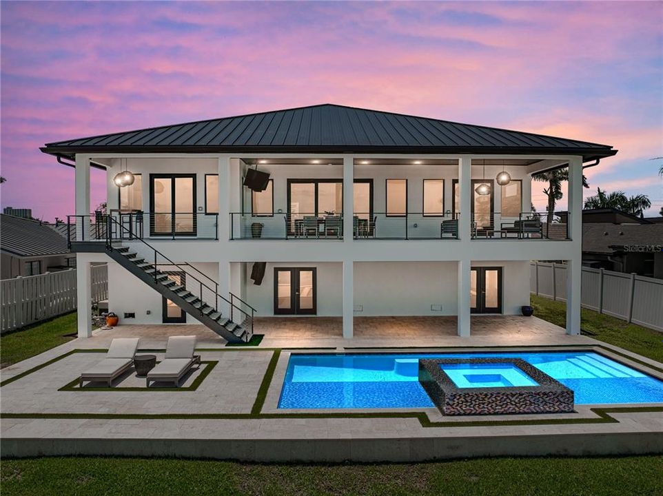 For Sale: $3,200,000 (4 beds, 2 baths, 3093 Square Feet)