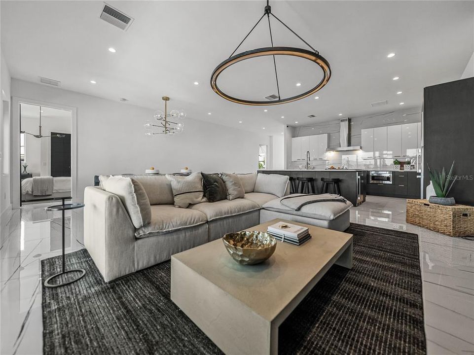 For Sale: $3,200,000 (4 beds, 2 baths, 3093 Square Feet)