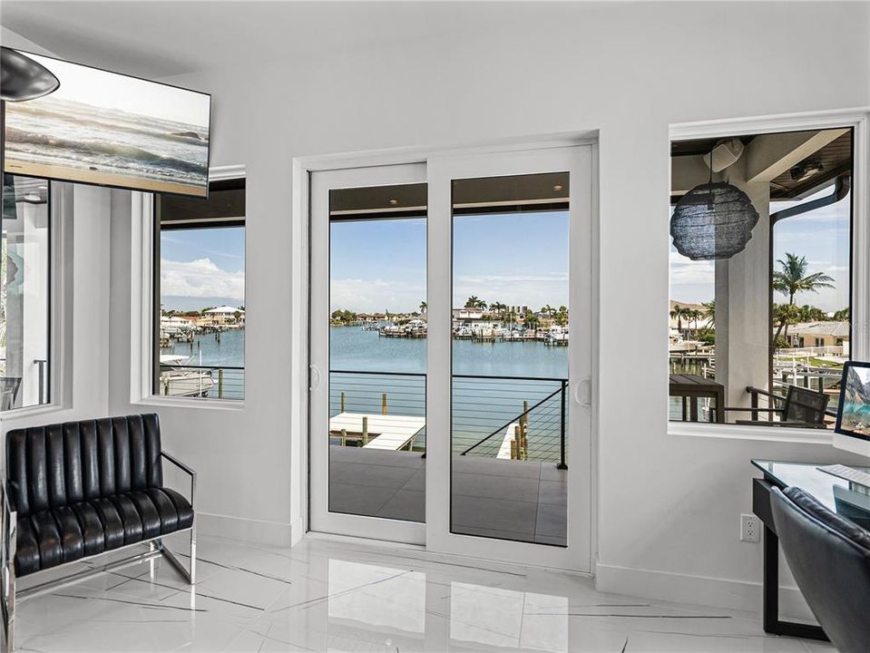 For Sale: $3,200,000 (4 beds, 2 baths, 3093 Square Feet)